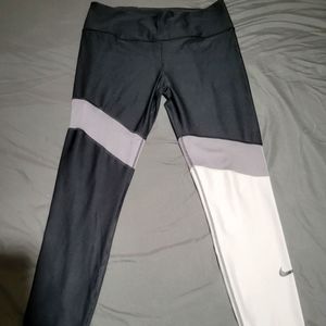 Nike leggings